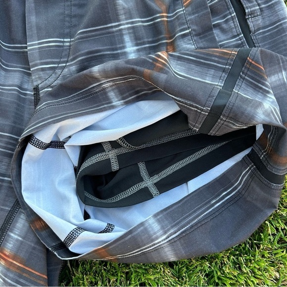 Lululemon Pace Breaker Lined Shorts in Gray Orange Plaid | Medium - Picture 5 of 7